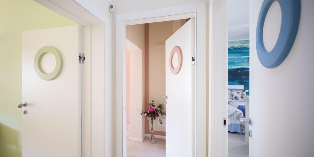 B&B Due Passi Dal Mare Cinquale Exteriör bild